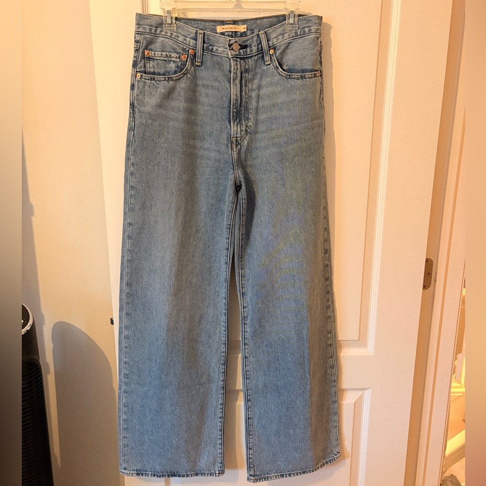 Levi’s Women’s Ribcage Wide Leg Jeans
